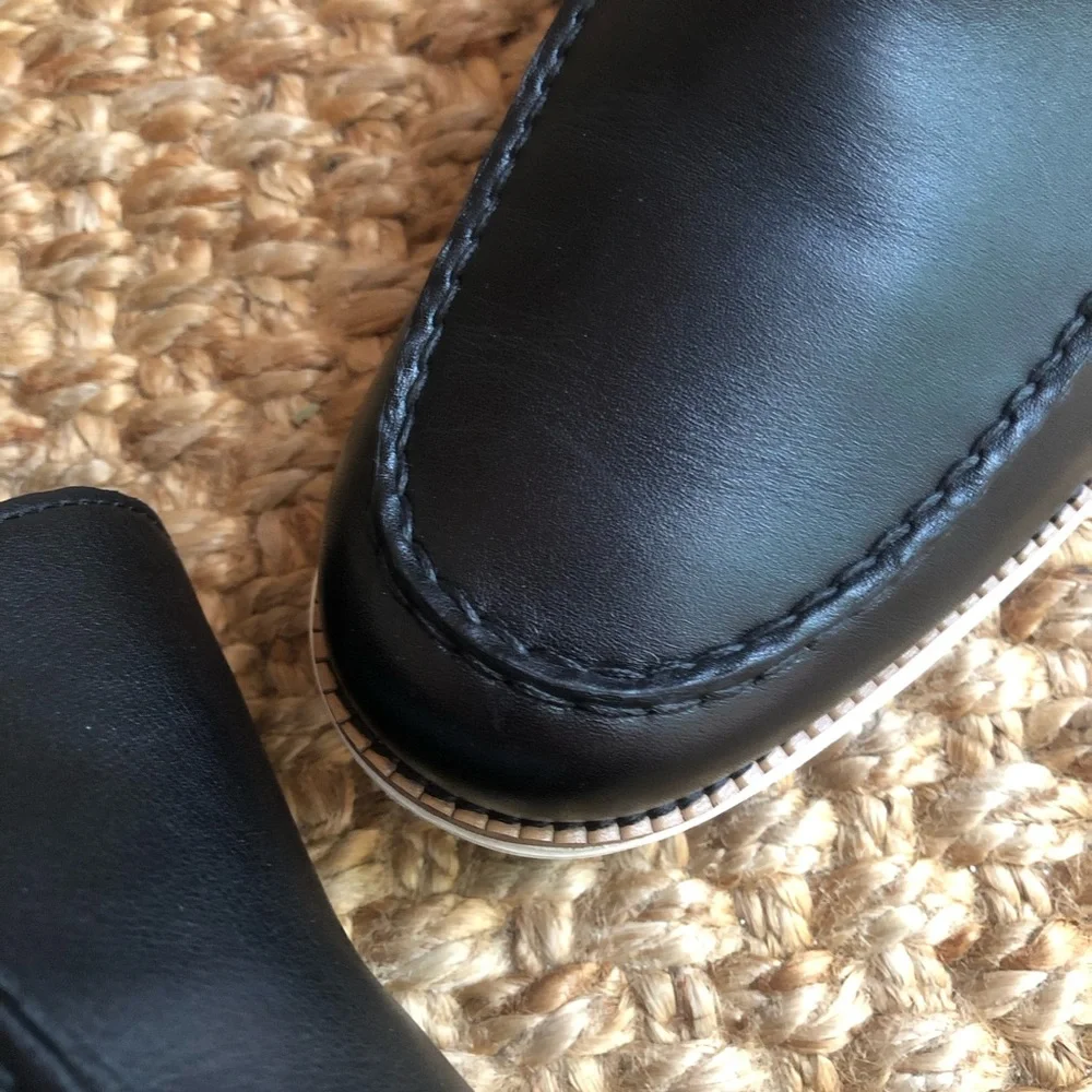 Cole Haan Original Grand OS Venetian Loafer. Black Leather. Size 11.5 M